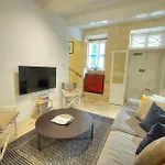 Charming And Stylish Duplex Townhouse Dguy1-1 アパート