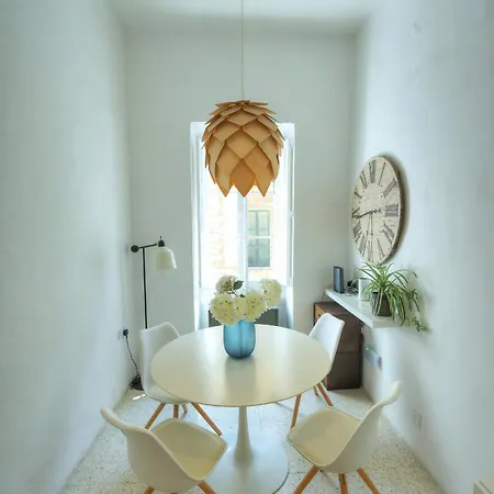 Charming And Stylish Duplex Townhouse Dguy1-1 Lägenhet