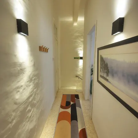 Charming And Stylish Duplex Townhouse Dguy1-1