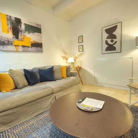 Charming And Stylish Duplex Townhouse Dguy1-1 *